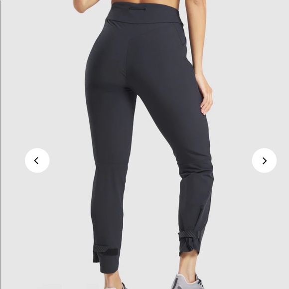 Gymshark venture joggers - Picture 2 of 2